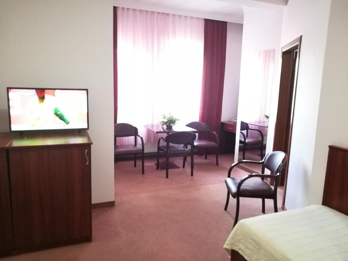 Hotel Oxa doo Novi Pazar Buitenkant foto